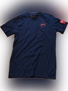 Under Armour Navy Short Sleeve Tee with Red Logo Accents